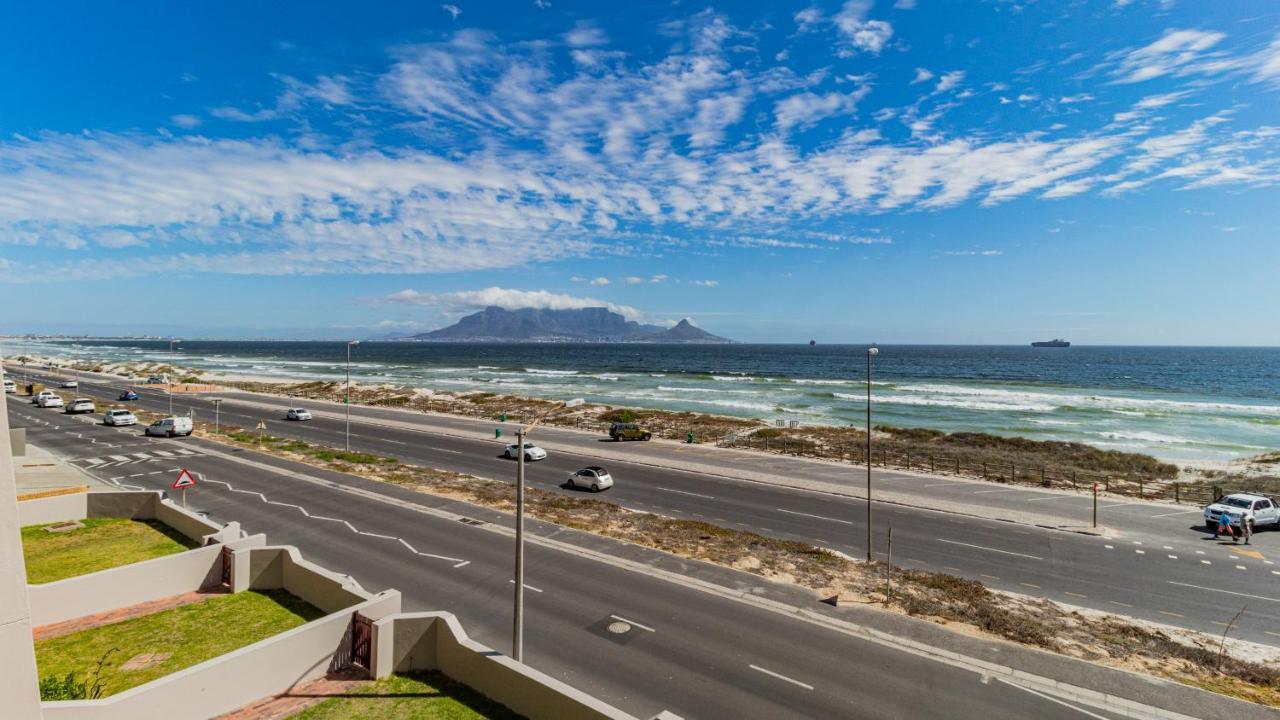 Daze * Bloubergstrand